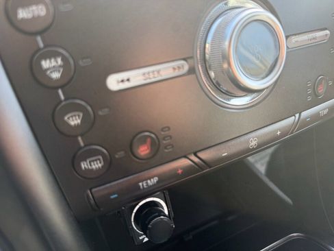 Used 2018 Ford Fusion Titanium image 16