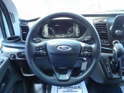 Used 2020 Ford Transit 250 Low Roof image 20
