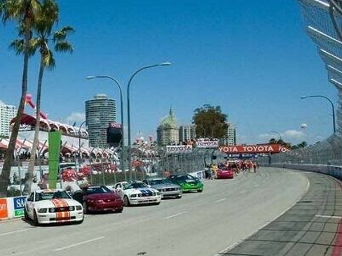 Used 1999 Ford Mustang Cobra RWD image 5