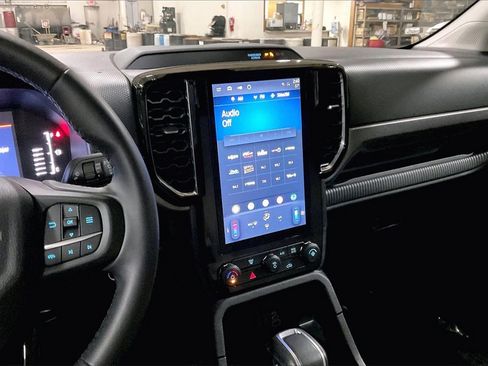 Certified 2024 Ford Ranger XLT image 6