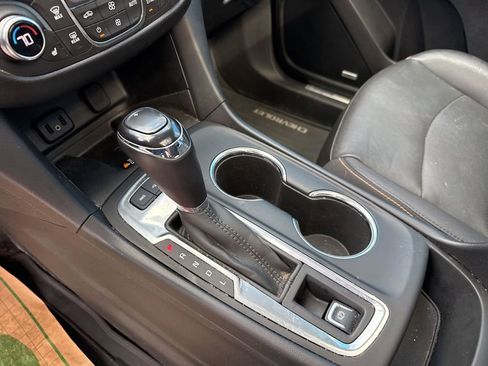 Used 2018 Chevrolet Equinox Premier AWD/4WD image 27