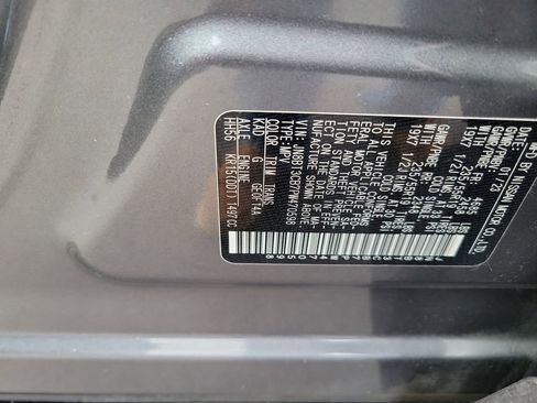 Used 2023 Nissan Rogue SL image 40