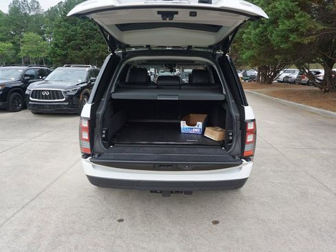 Used 2016 Land Rover Range Rover Supercharged AWD/4WD image 15
