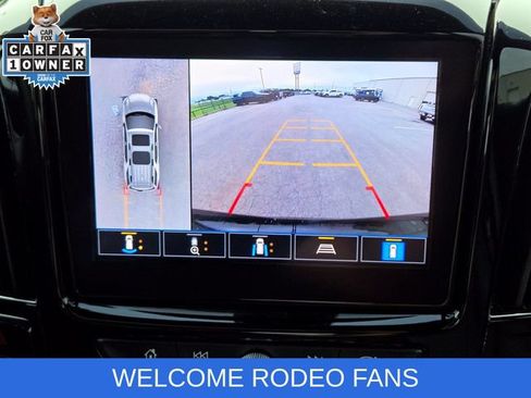 Used 2023 Chevrolet Traverse LT w/ Rear Camera Mirror Package AWD/4WD image 19