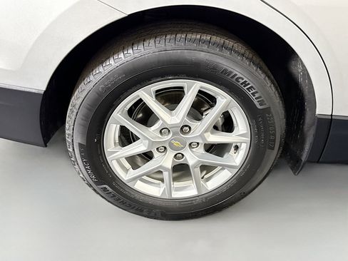 Used 2022 Chevrolet Equinox LT FWD image 33