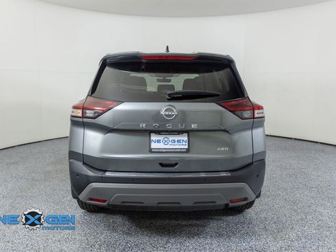 Used 2023 Nissan Rogue S AWD/4WD image 6