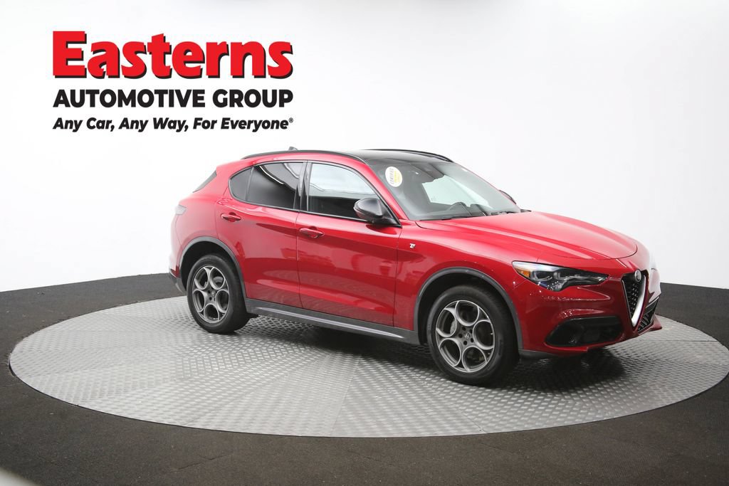 Used 2024 Alfa Romeo Stelvio Ti w/ Active Assist Plus Package AWD/4WD image 50