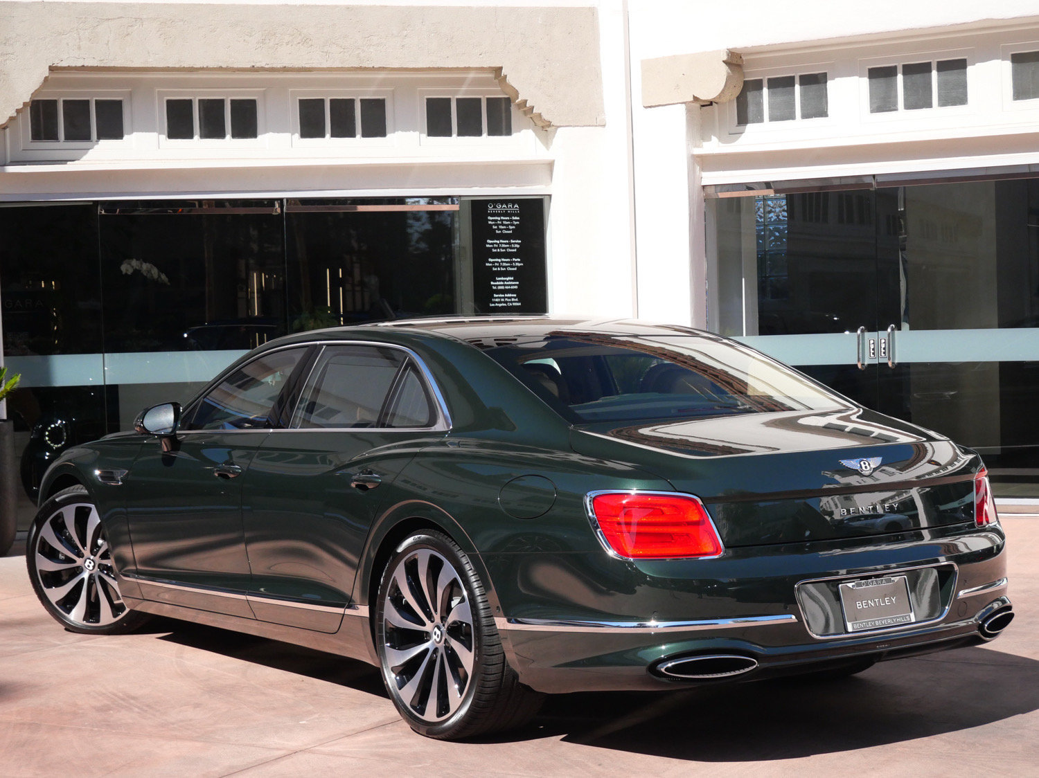 New 2026 Bentley Flying Spur V8 AWD/4WD image 3