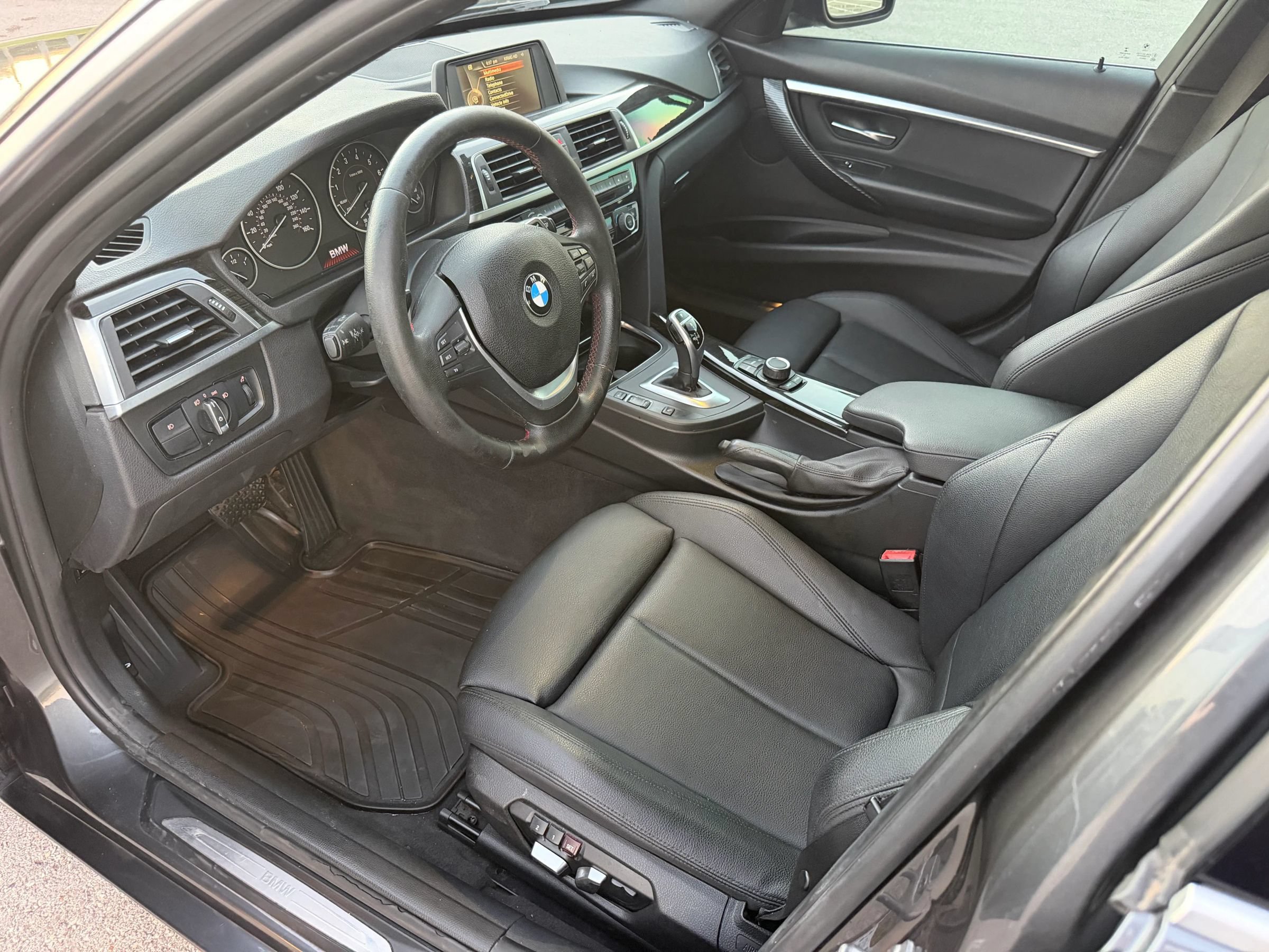 Used 2017 BMW 330i Sedan RWD image 12