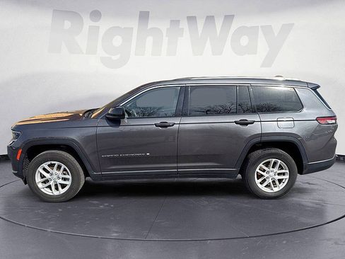 Used 2023 Jeep Grand Cherokee L Laredo w/ Luxury Tech Group I AWD/4WD image 2