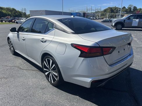 Used 2022 Nissan Altima 2.5 SR image 3