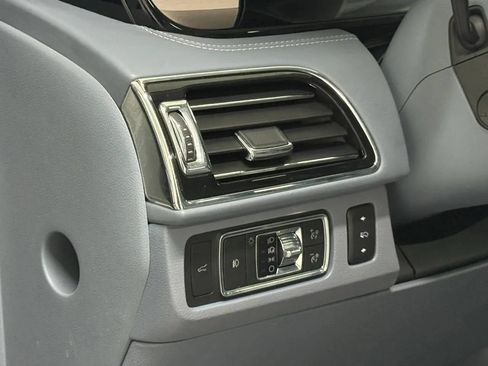 Used 2022 Lincoln Navigator Black Label AWD/4WD image 28