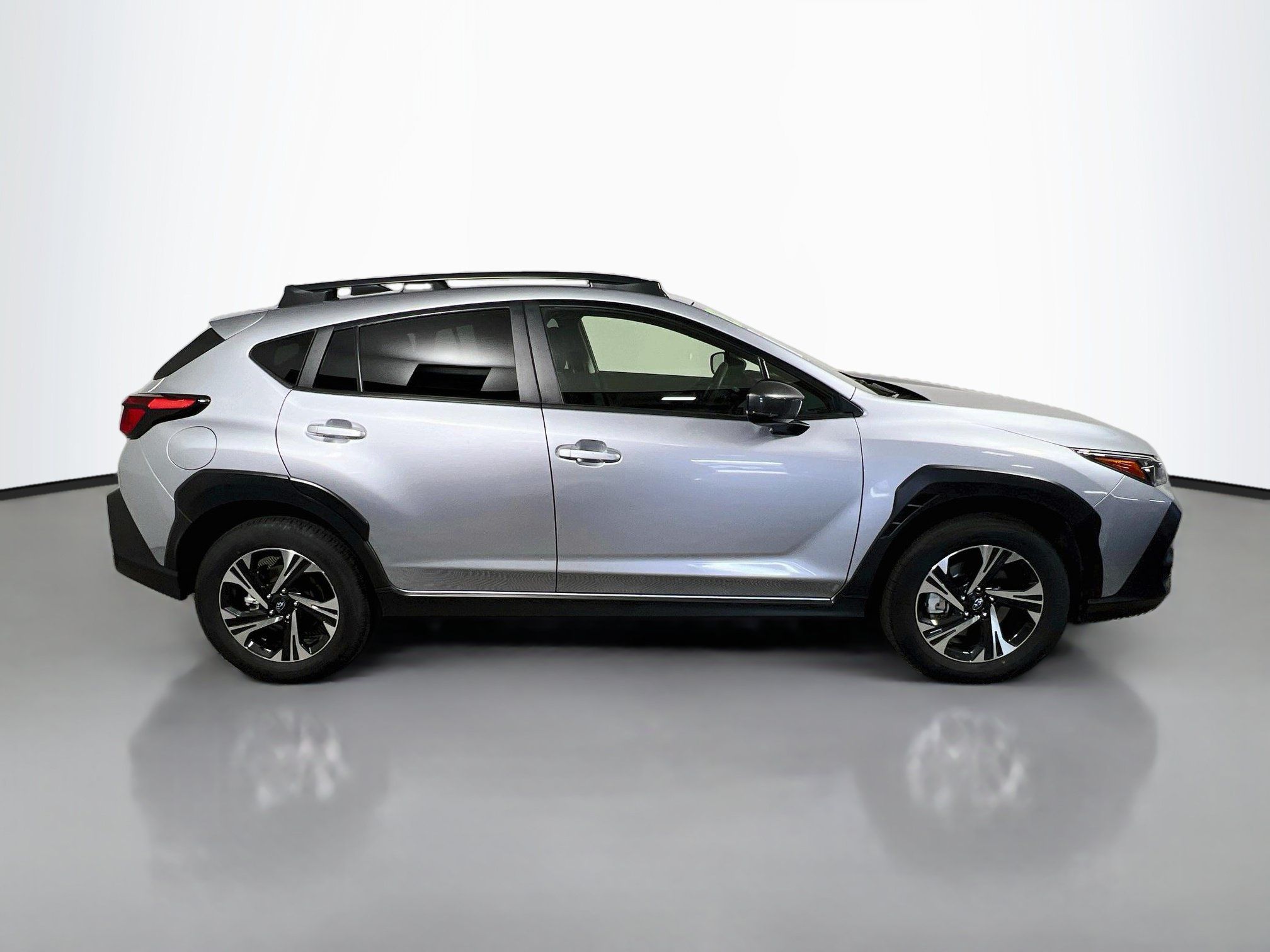 Used 2025 Subaru Crosstrek 2.5i Premium AWD/4WD image 3