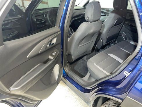 Used 2022 Chevrolet TrailBlazer LT image 11