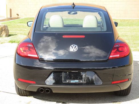 Used 2015 Volkswagen Beetle 1.8T FWD image 81