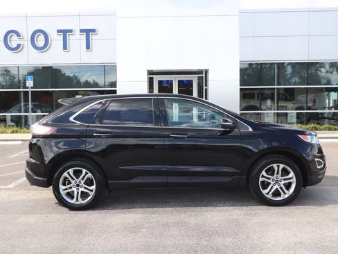 Used 2017 Ford Edge Titanium w/ Equipment Group 301A FWD image 12