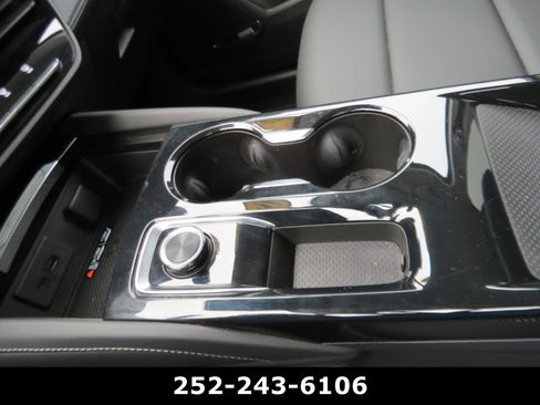 Used 2025 Buick Envision Preferred AWD/4WD image 22