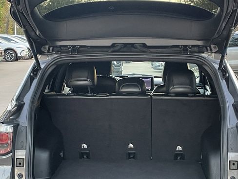 Used 2023 Jeep Compass Limited image 24