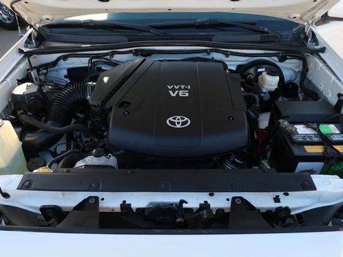 Used 2013 Toyota Tacoma PreRunner w/ TRD Sport Pkg image 21