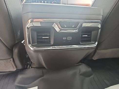 Used 2024 GMC Sierra 1500 Denali w/ Denali Reserve Package image 21