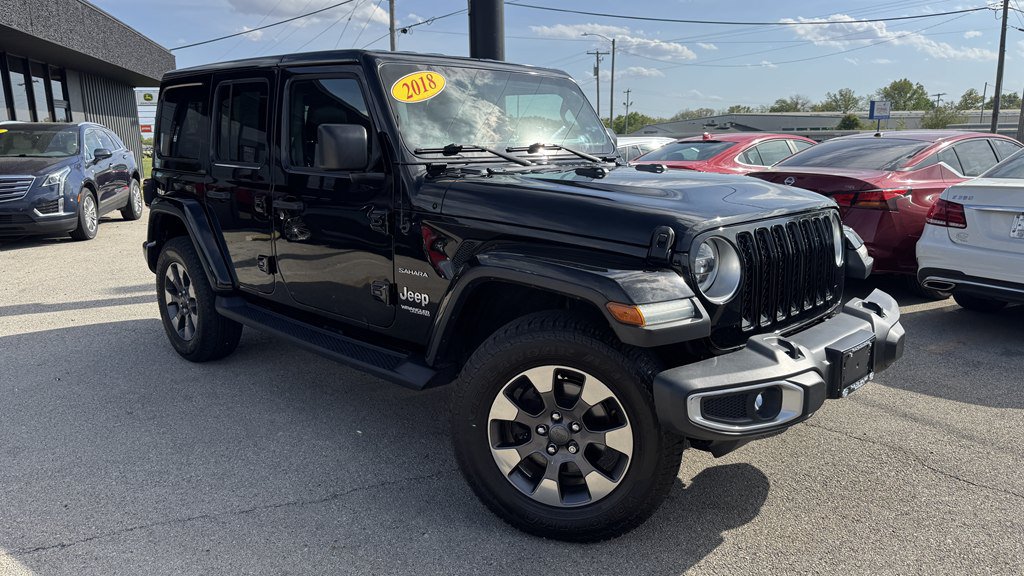 Used 2018 Jeep Wrangler Unlimited Sahara AWD/4WD image 2