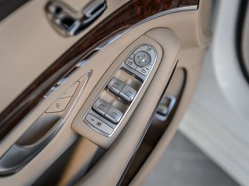 Used 2018 Mercedes-Benz S 560 Sedan image 49