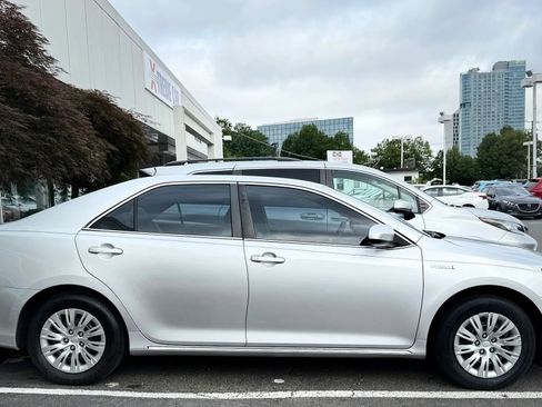 Used 2014 Toyota Camry LE FWD image 8