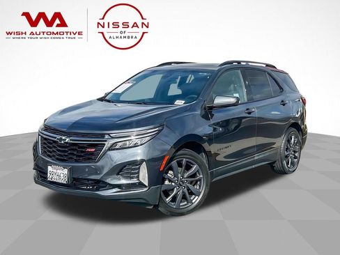 Used 2022 Chevrolet Equinox RS w/ LPO, Cargo Package FWD image 2