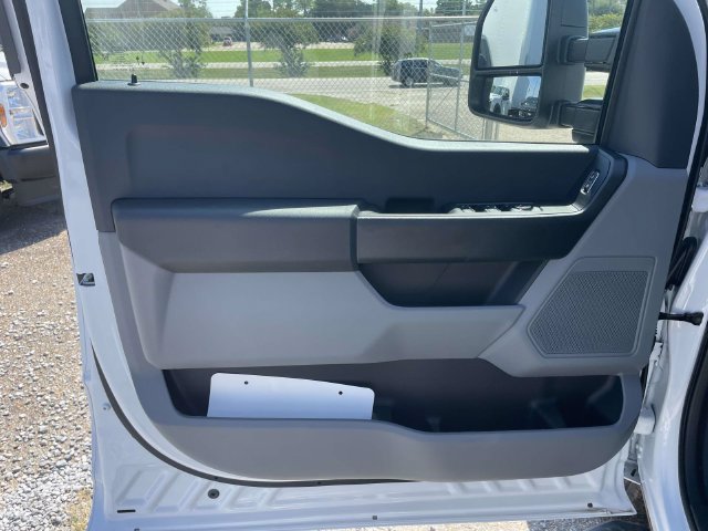 New 2026 Ford F350 XL AWD/4WD image 15
