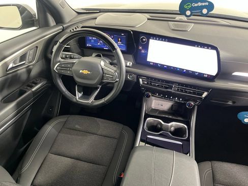 Used 2024 Chevrolet Traverse LT w/ Enhanced Driving Package FWD image 13
