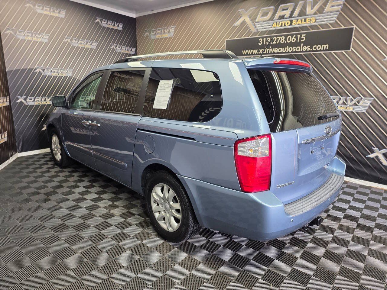 Used 2010 Kia Sedona EX w/ Luxury Pkg FWD image 8
