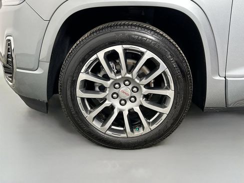 Used 2023 GMC Acadia Denali AWD/4WD image 32