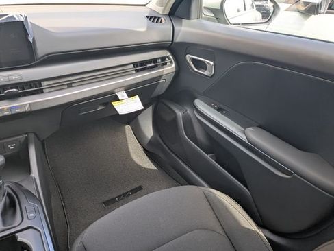 New 2026 Kia K4 FWD image 15