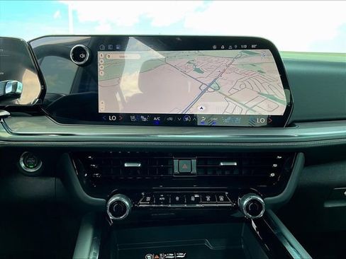 New 2025 Chevrolet Tahoe Premier w/ Sun And Tow Package image 11