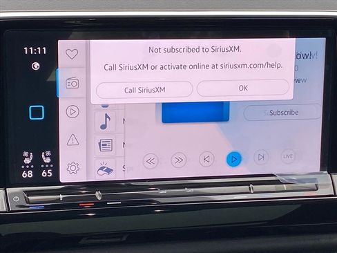 Certified 2024 Volkswagen Atlas Cross Sport SE w/ Panoramic Sunroof Package image 10