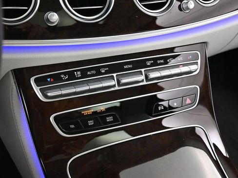 Used 2023 Mercedes-Benz E 350 4MATIC Sedan image 22