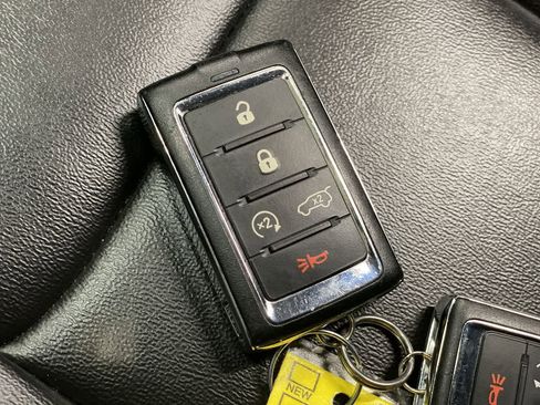 Used 2023 Jeep Grand Cherokee L Limited w/ Luxury Tech Group II AWD/4WD image 28