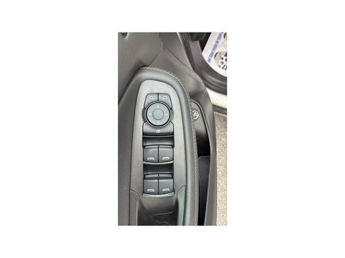 Used 2023 Buick Encore GX Essence w/ Experience Buick Package AWD/4WD image 16