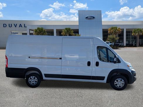 Used 2025 RAM ProMaster 3500 w/ Quick Order Package 22G SLT image 3