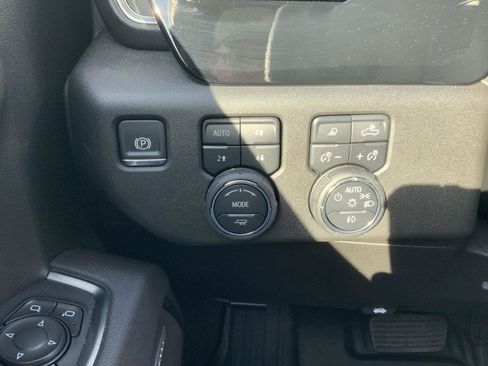 New 2025 Chevrolet Silverado 1500 RST AWD/4WD image 38