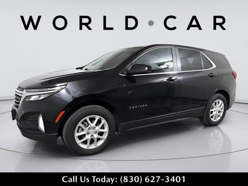 Used 2023 Chevrolet Equinox LT image 3