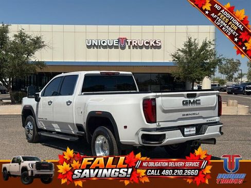 Used 2024 GMC Sierra 3500 Denali w/ Denali Reserve Package AWD/4WD image 11