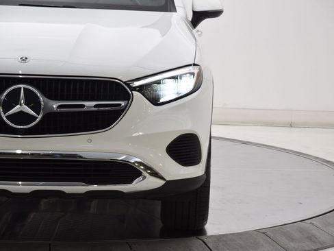 Certified 2025 Mercedes-Benz GLC 350e 4MATIC image 10