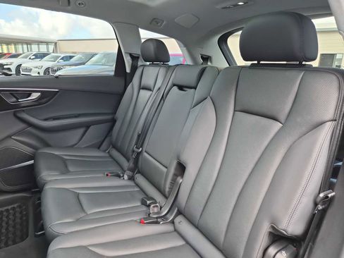 Used 2023 Audi Q7 2.0T Premium Plus w/ Premium Plus Package AWD/4WD image 19