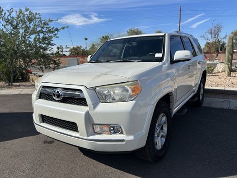 Used 2010 Toyota 4Runner Limited image 5