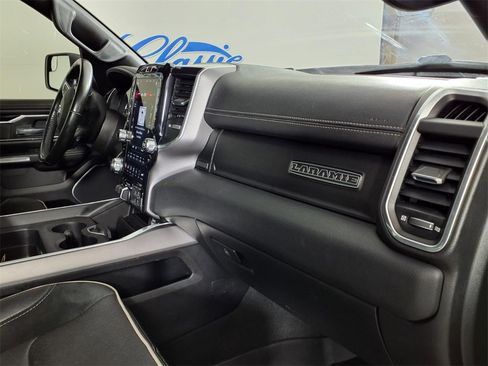 Used 2021 RAM 1500 Laramie image 9