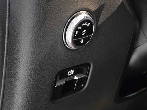 Certified 2024 Mercedes-Benz GLC 300 4MATIC image 25