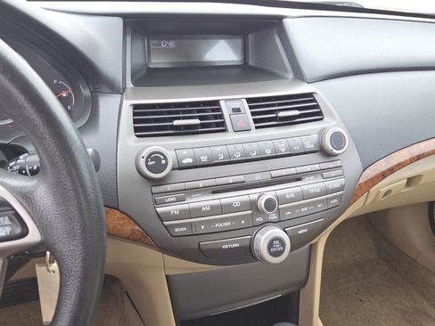 Used 2012 Honda Accord EX image 26