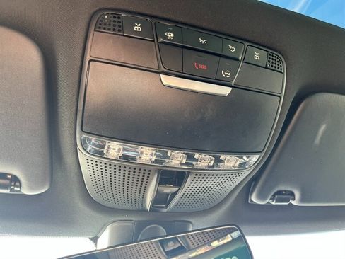 Used 2020 Mercedes-Benz C 300 4MATIC Sedan image 39