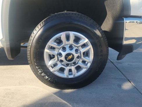 New 2026 Chevrolet Silverado 2500 W/T RWD image 18